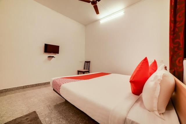 Hotel Seascape Residency White Town Puducherry Exterior foto